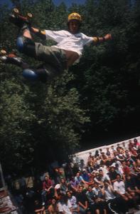 Skater: Marcos Longares, Trick: Method Air