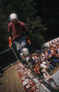 Skater: Diesy Knauder: Trick: Grind