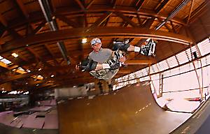 Skater: Nelo, Liu Kang Air
