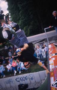 Rider: Perry Gruner<br> Trick: Handplant<br> Spot: Green Ramp<br> Karlsruhe<br> Photographer: Bernhard Scheffold<br> Date: June 1990