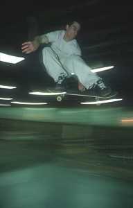 Fahrer: Alberto Benitez, Trick: Ollie-Grab