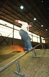 Trick: Frontside Boardslide