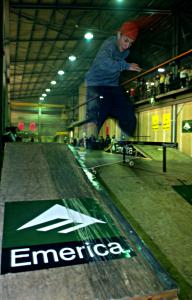 Trick: Frontside Nose-Slide
